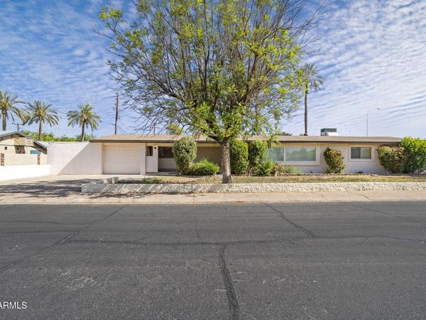 10 W PALMCROFT Drive, Tempe, AZ 85282