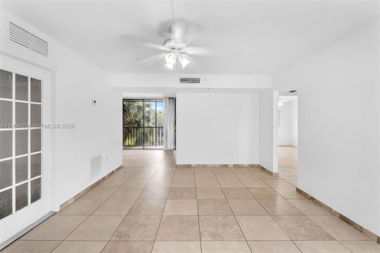 8540 SW 133rd Ave Rd , Unit 312, Miami, FL 33183 Photo