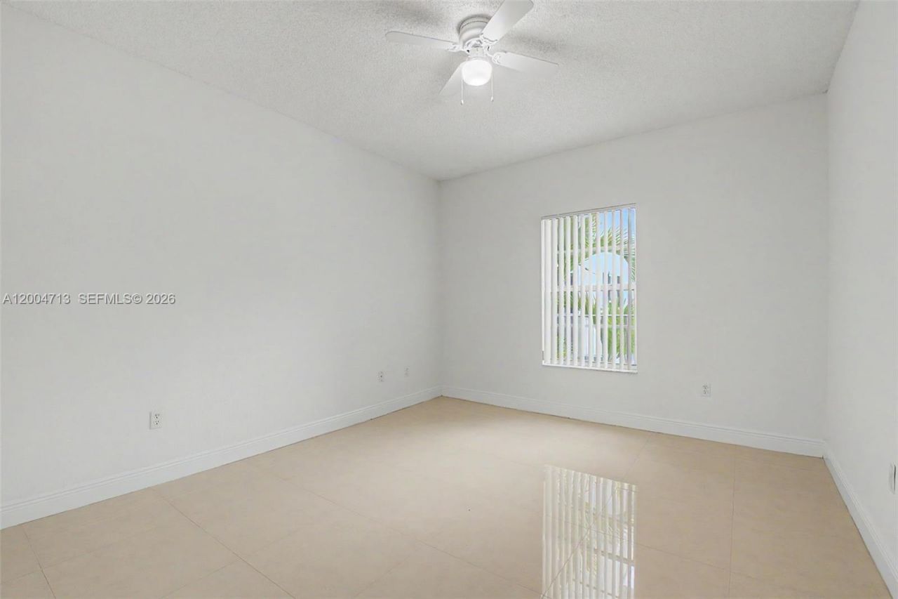 7000 SW 80th St, Unit 201, Miami, FL 33143 Photo