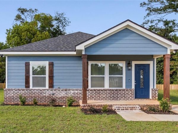 1816 Woodcock Place, Mobile, AL 36606