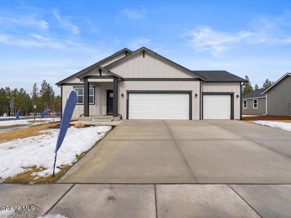 3472 N Columba St , Post Falls, ID 83854