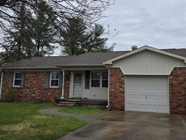 4418 Kensington Drive, Logansport, IN 46947