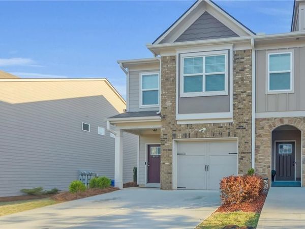 6410 Shalks Crossing Drive , Lithonia, GA 30058