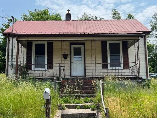 377 Norfolk Avenue, Bristol, VA 24201