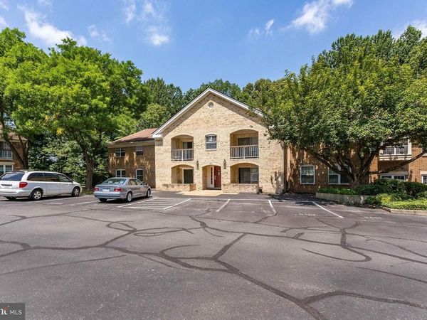 5804 COVE LANDING ROAD, Unit 201, BURKE, VA 22015