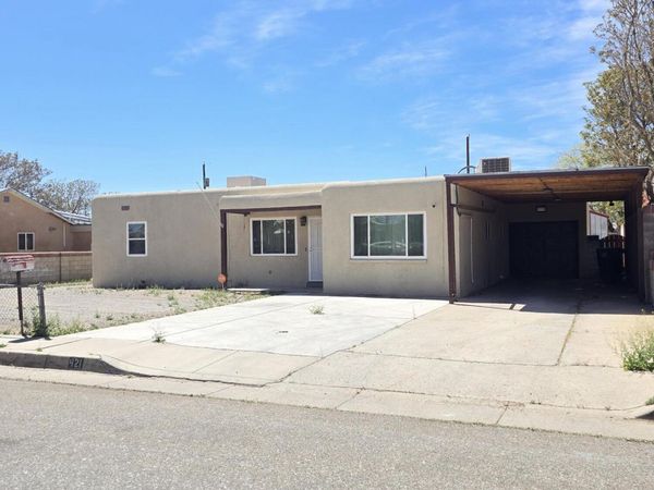 421 57th Street SW, Albuquerque, NM 87121