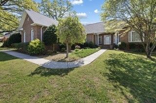 54 Foyer Dr, Winchester, TN 37398 Main Photo