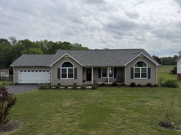 2948 Riley Creek Rd , Normandy, TN 37360