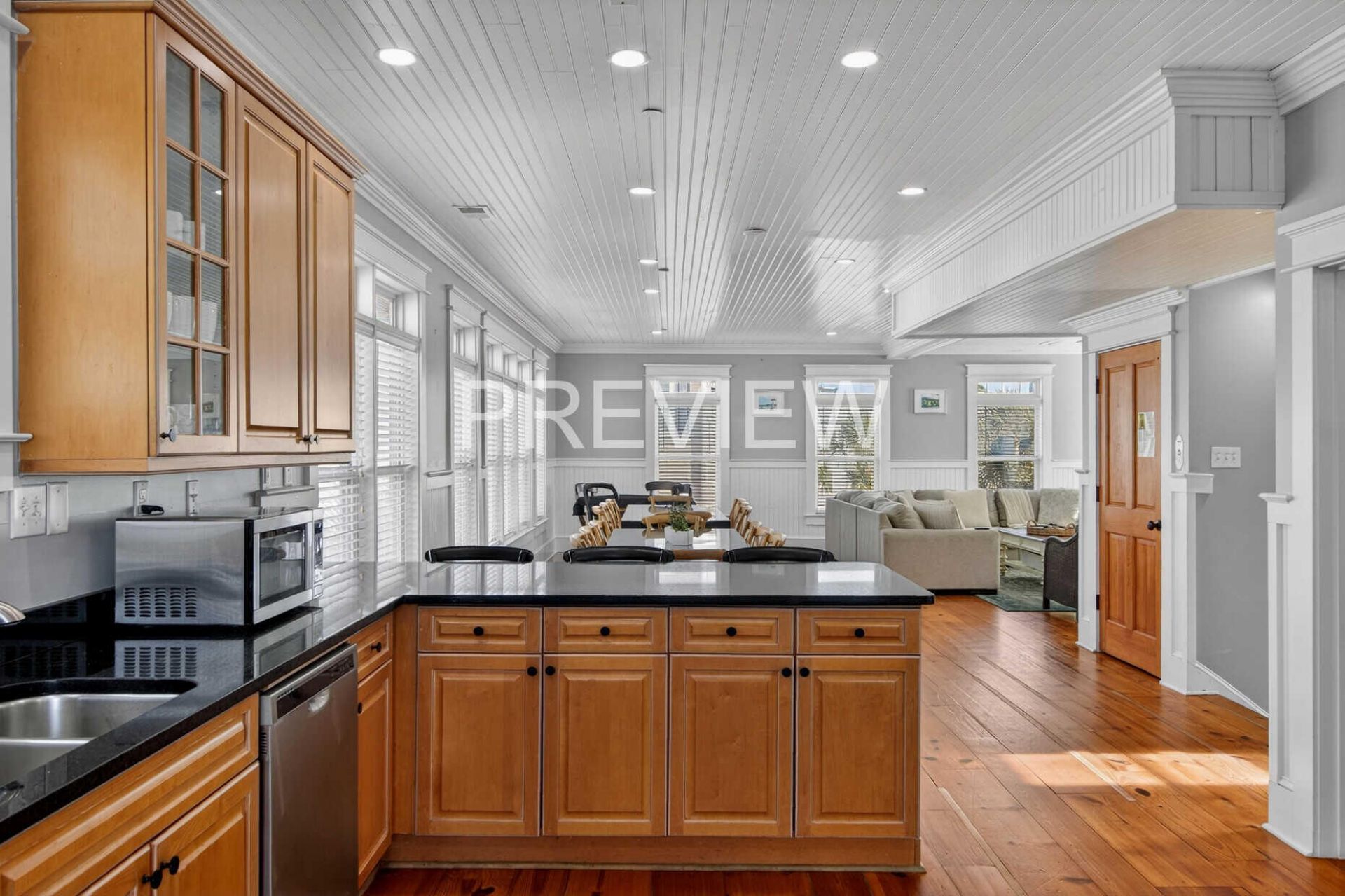 10 10th Avenue Photo 17