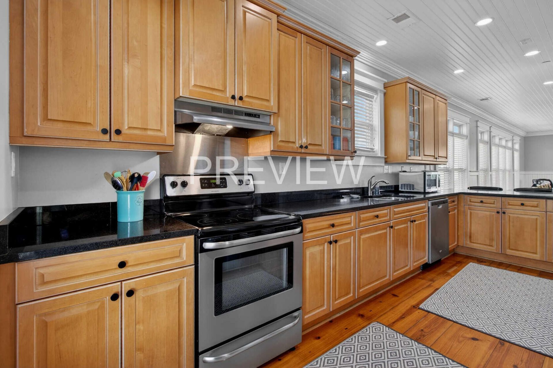 10 10th Avenue Photo 18