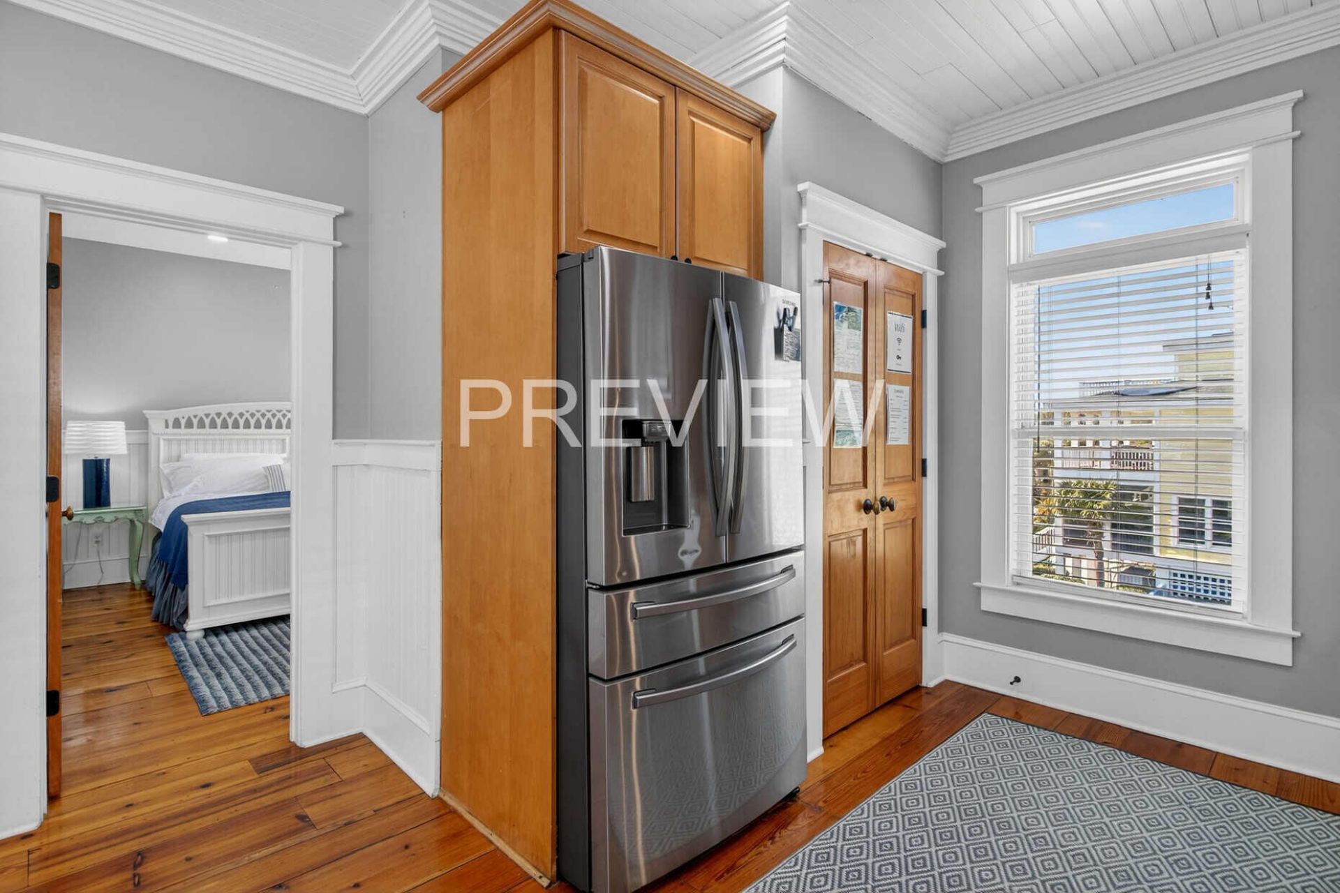 10 10th Avenue Photo 19