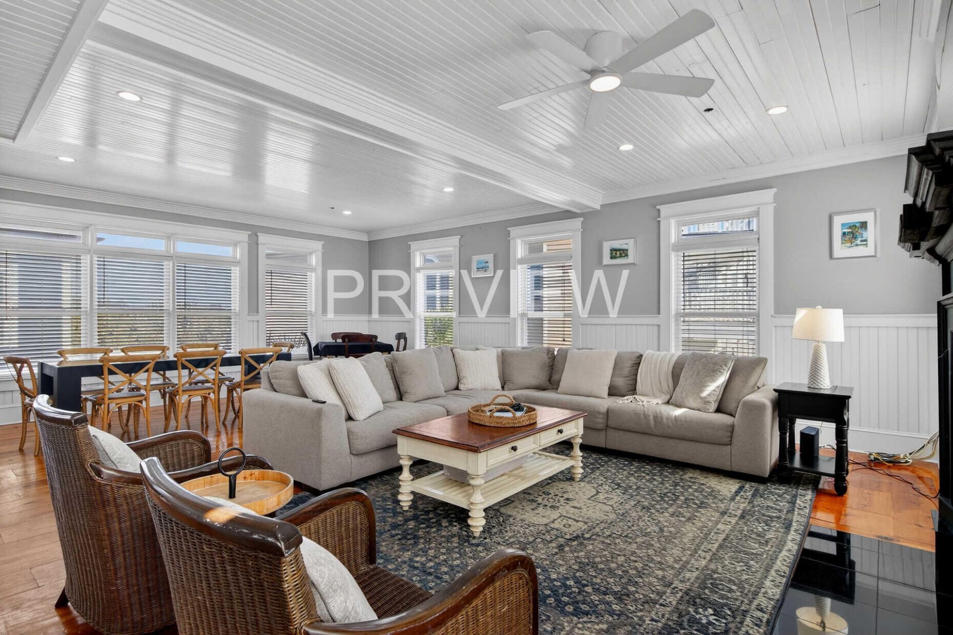 10 10th Avenue Photo 26