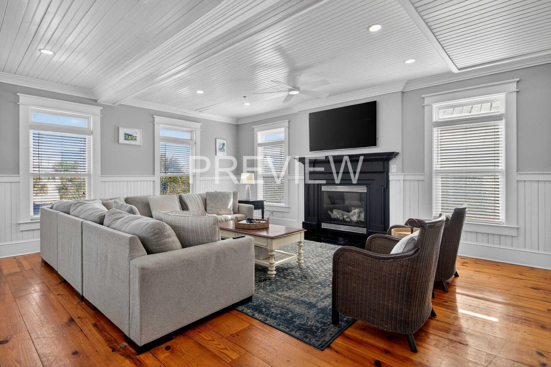 10 10th Avenue Photo 28