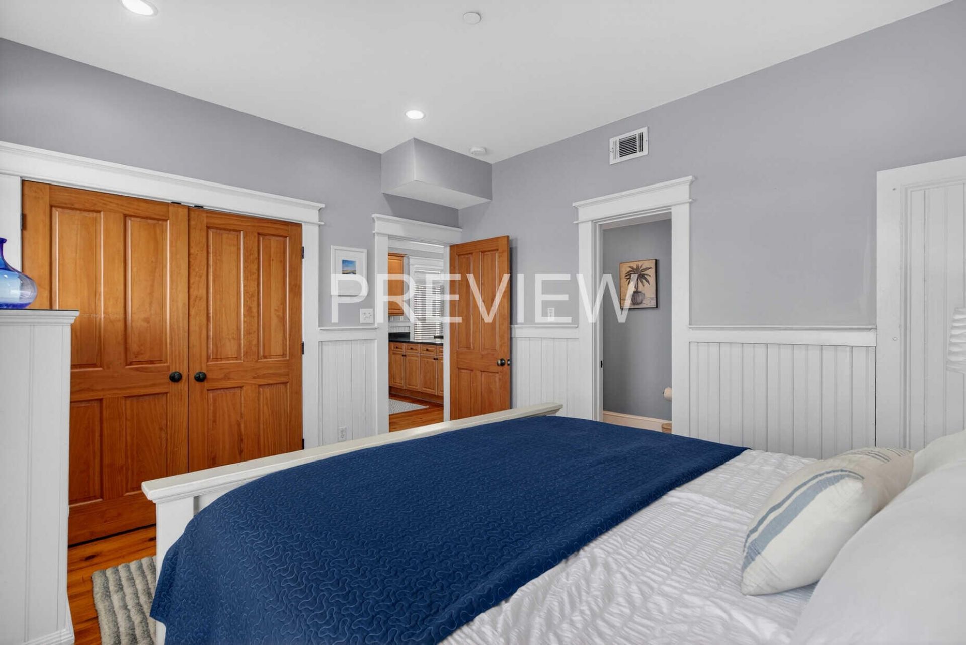 10 10th Avenue Photo 31