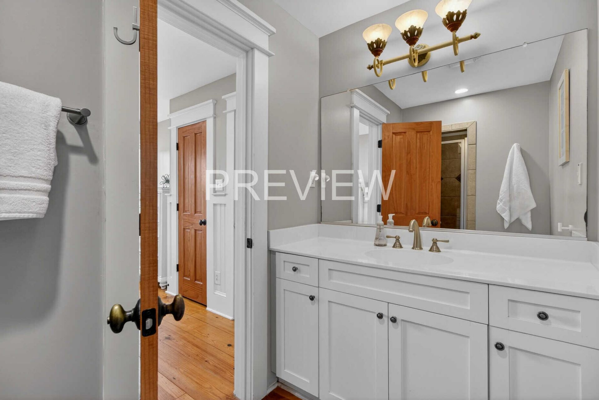 10 10th Avenue Photo 37