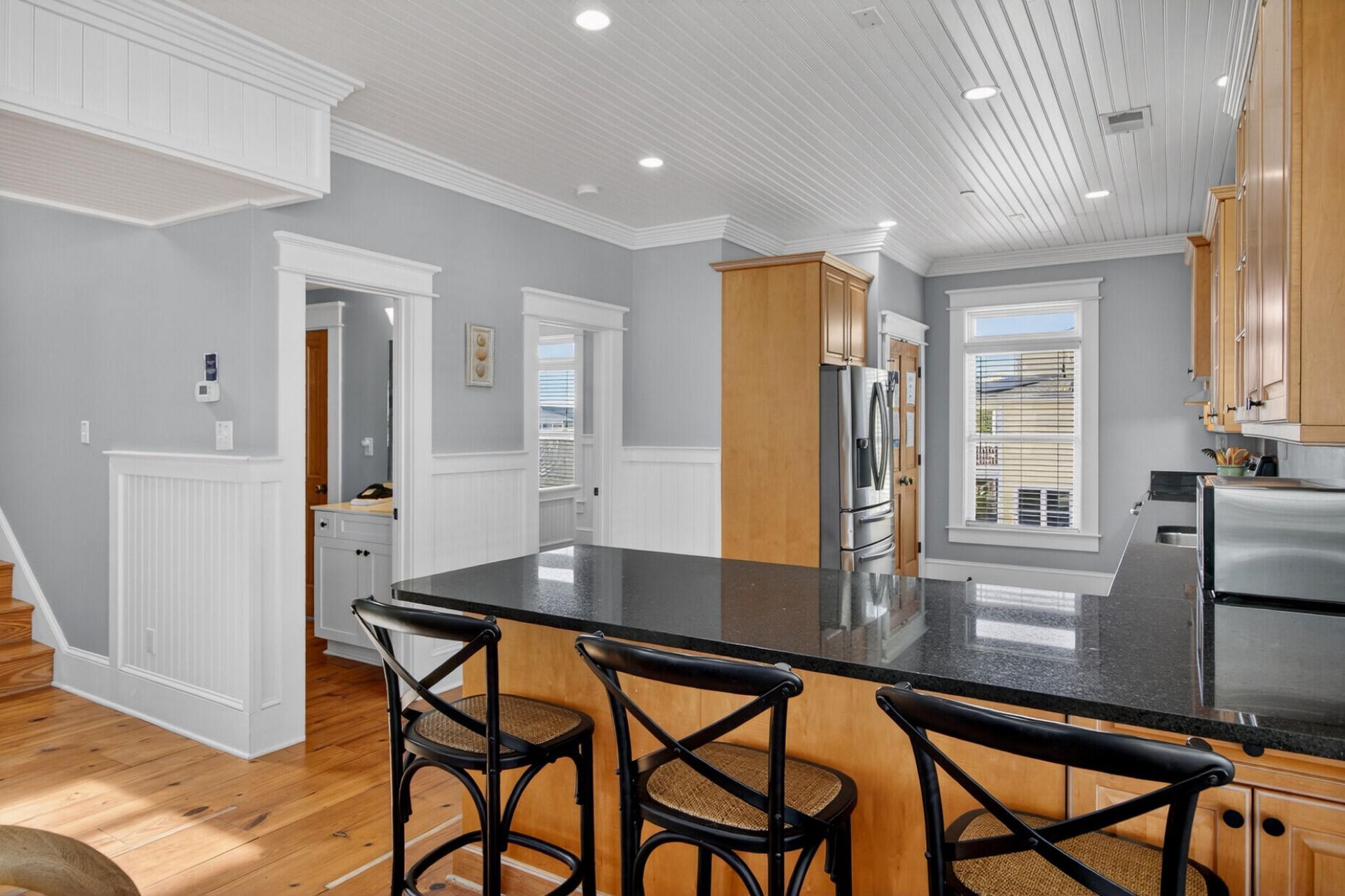 10 10th Avenue Photo 38