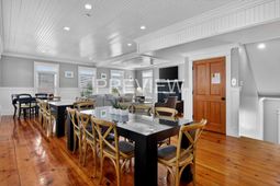 10 10th Avenue photo 4