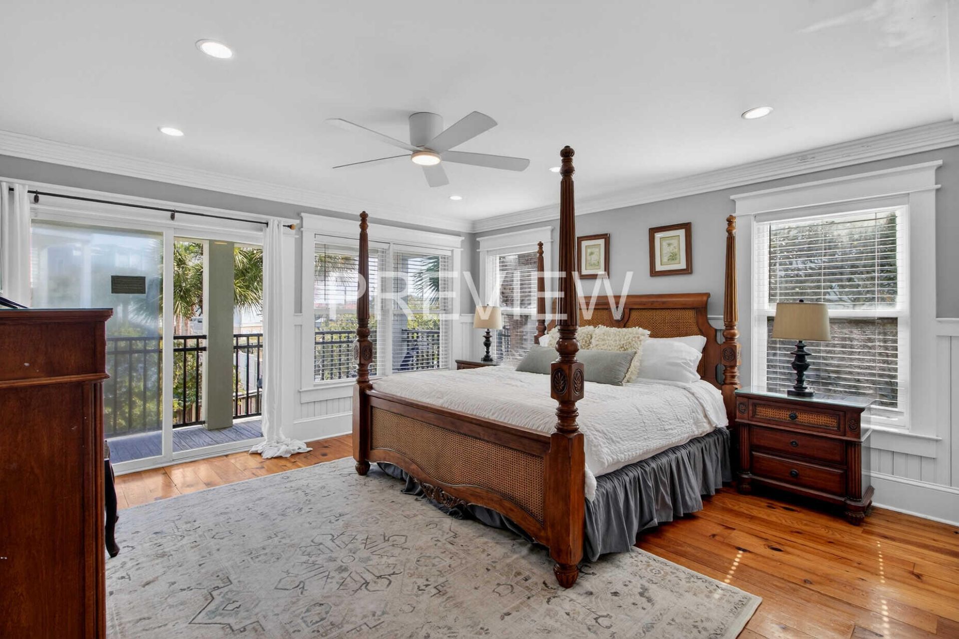 10 10th Avenue Photo 46