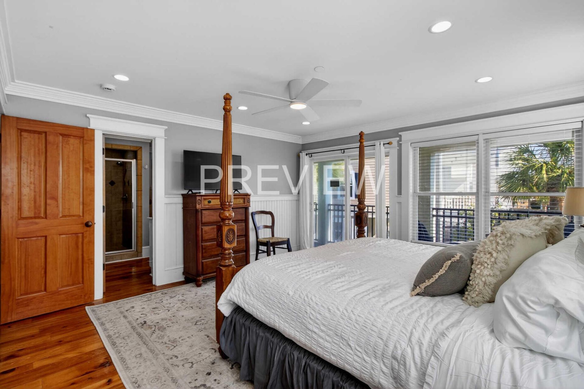 10 10th Avenue Photo 47