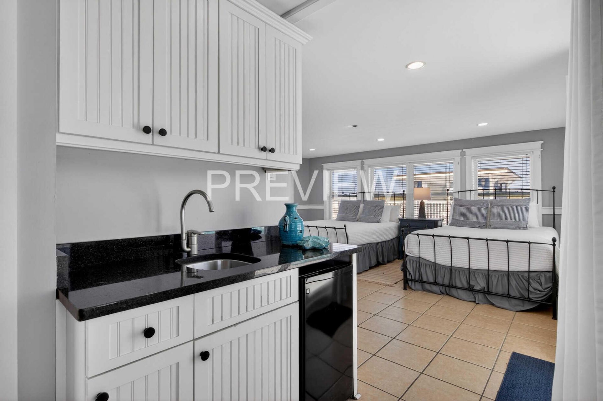 10 10th Avenue Photo 58