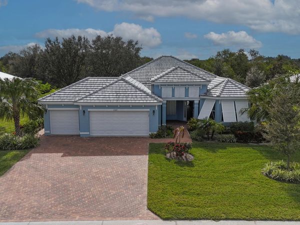 2547 Saint Lucia Circle, Vero Beach, FL 32967