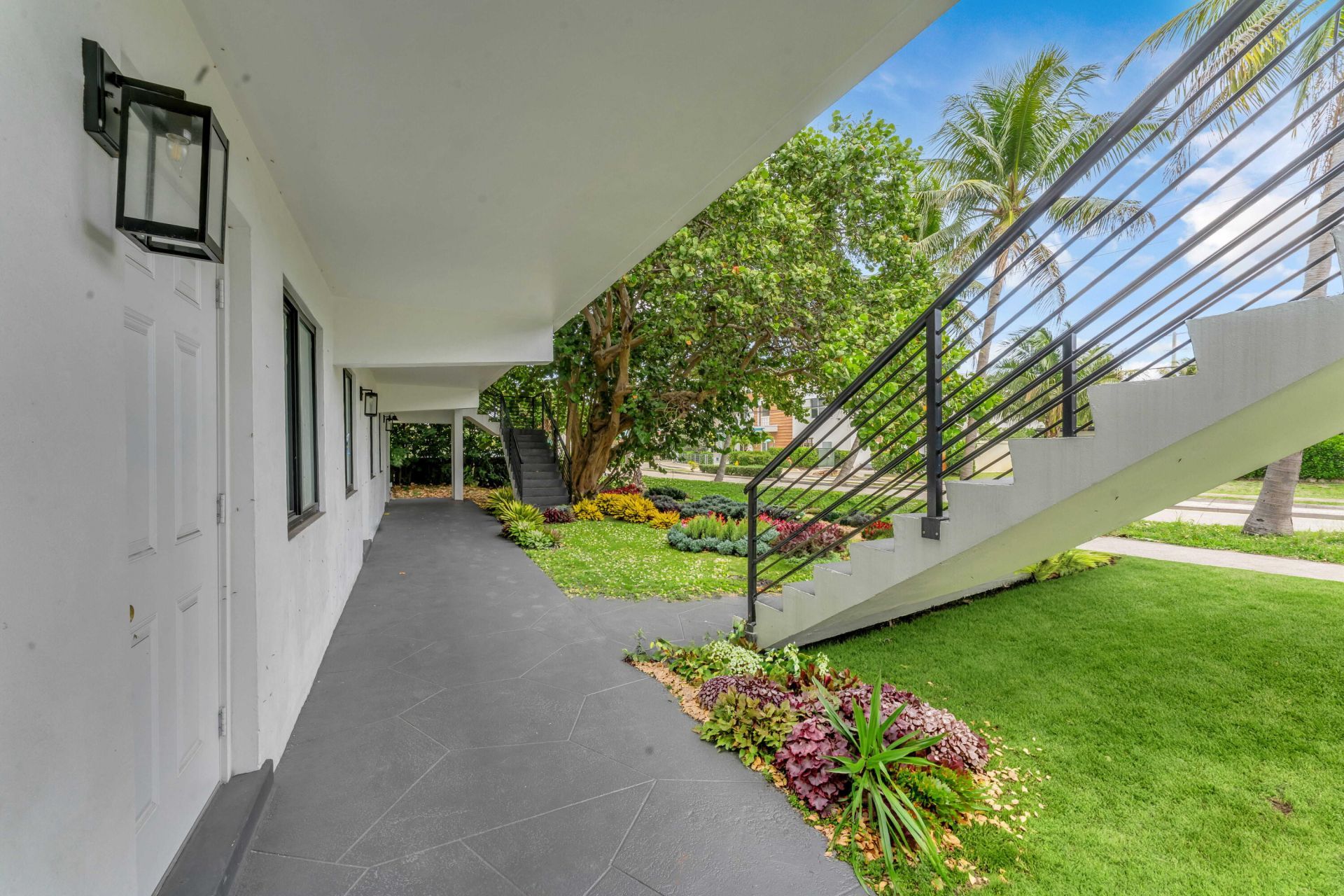 381 SE 15th Avenue, Unit 1, Deerfield Beach, FL 33441 Photo