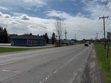 24 N Broad Street , Carthage, NY 13619