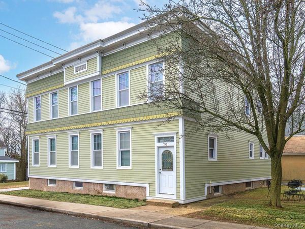 70 Central Avenue, Unit 1st Floor, Sea Cliff, NY 11579