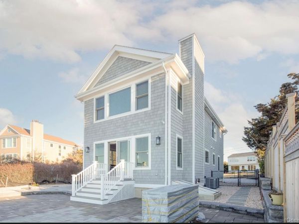 15A Oakhurst Road , Hampton Bays, NY 11946