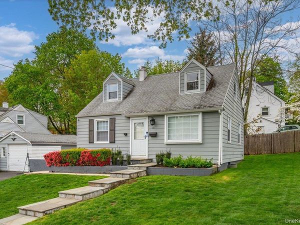 21 Keystone AKA 6 Cantitoe Road, Yonkers, NY 10710