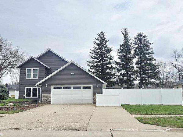 1345 Bush Avenue, Garner, IA 50438