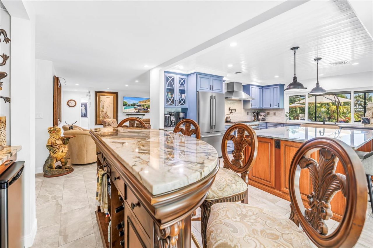 14261 Passage Way, Seminole, FL 33776 Photo