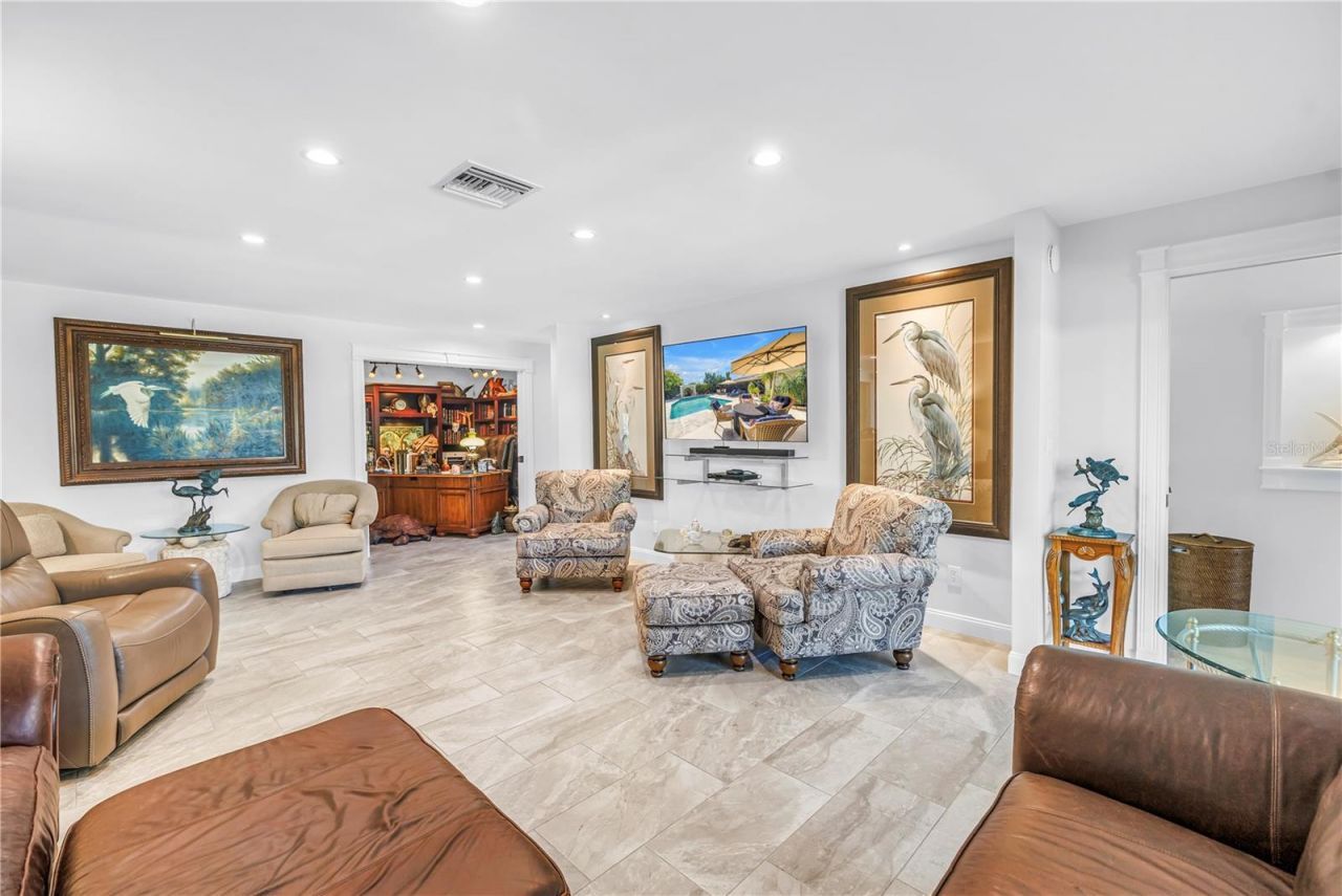 14261 Passage Way, Seminole, FL 33776 Photo