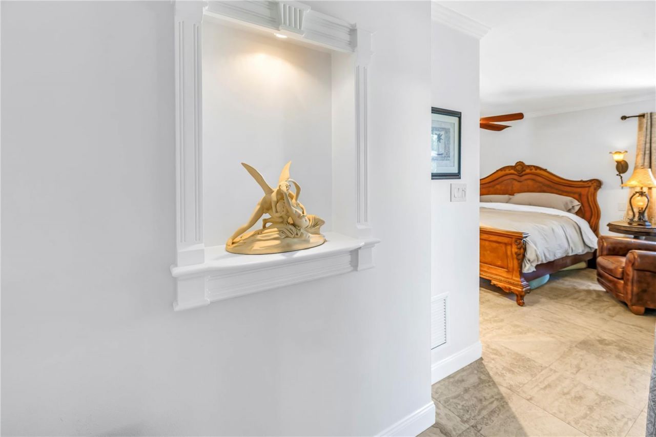 14261 Passage Way, Seminole, FL 33776 Photo