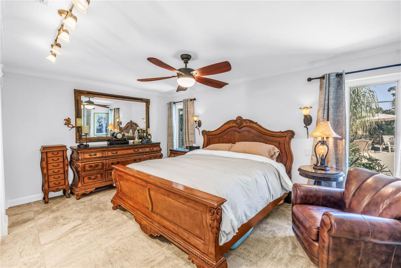 14261 Passage Way, Seminole, FL 33776 Photo