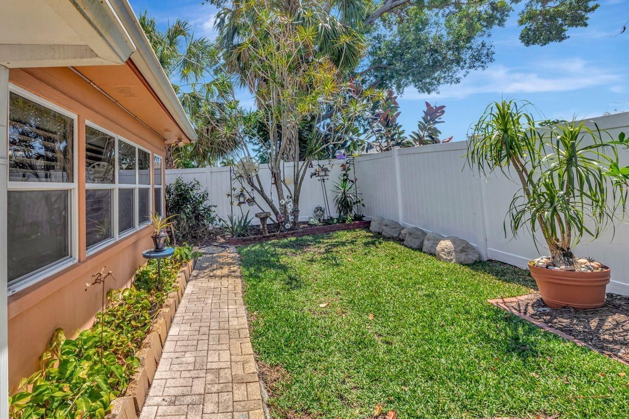 13140 111th Lane , Largo, FL 33778 Photo