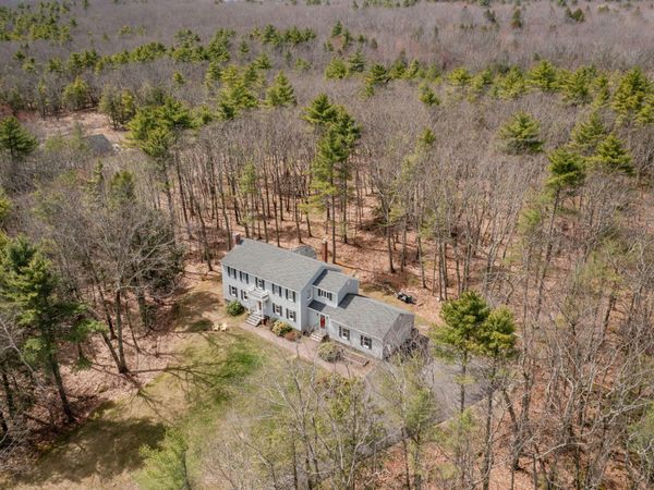 8 Halls Hill Road , Falmouth, ME 04105