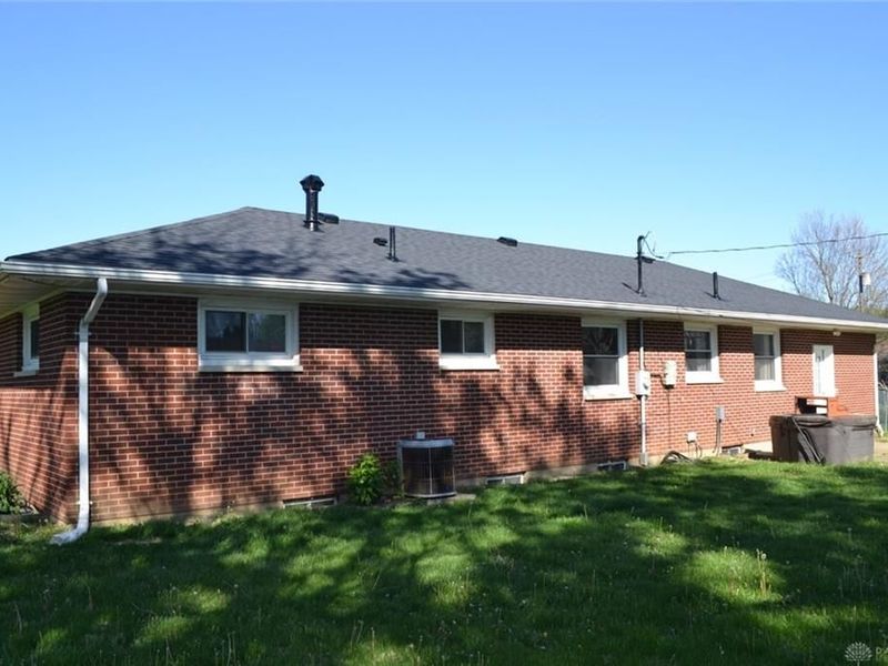 4642 Laredo Street, Moorefield Township, OH 45503 Photo 33