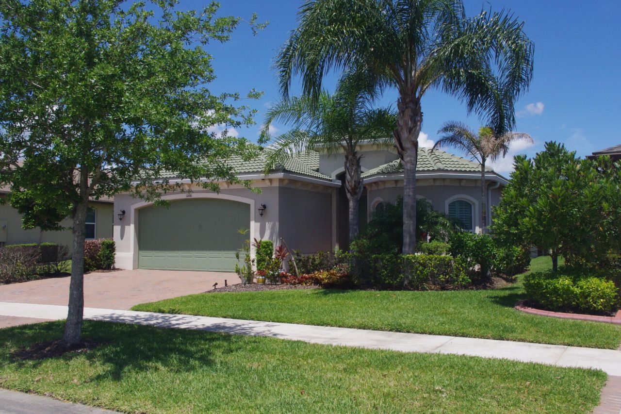 11441 SW Lake Park Drive, Port Saint Lucie, FL 34987 Photo