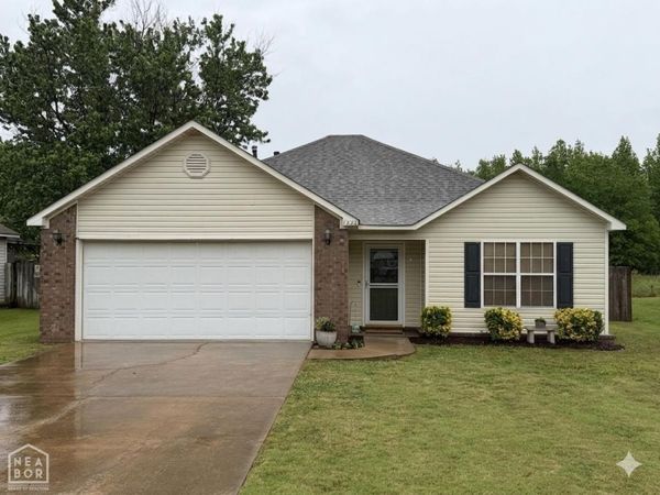 1420 Crepe Myrtle Drive, Jonesboro, AR 72405