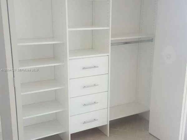 600 NE 27th St , Unit 2705, Miami, FL 33137