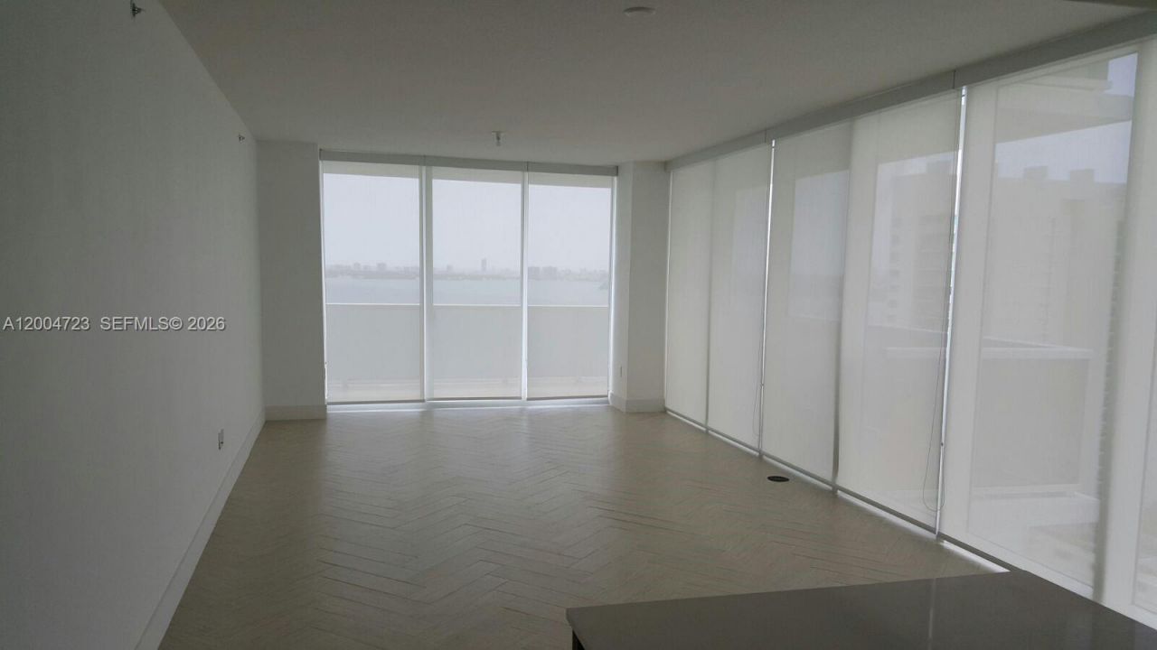 600 NE 27th St , Unit 2705, Miami, FL 33137 Photo