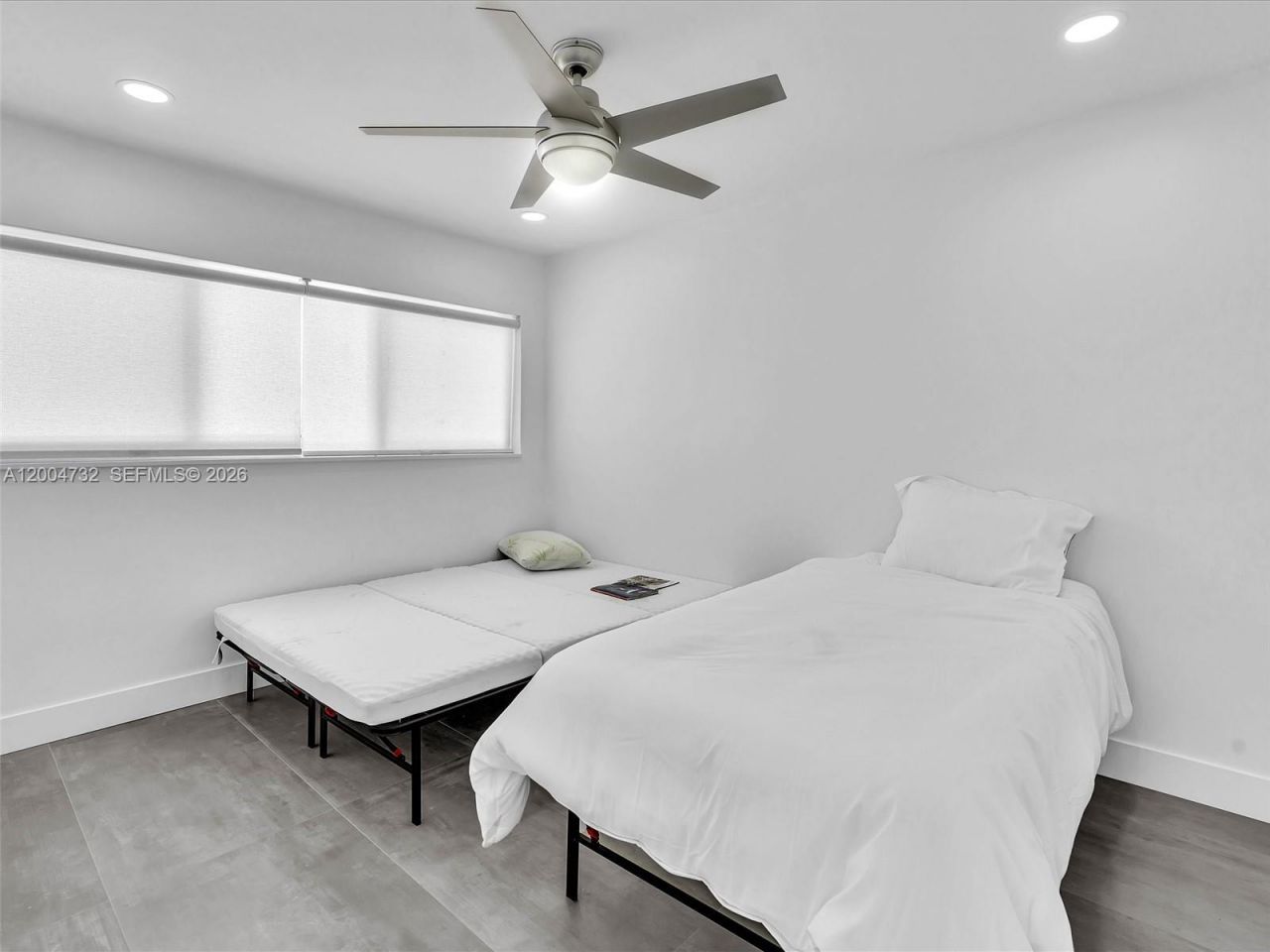 11900 N Bayshore Dr , Unit 206, North Miami, FL 33181 Photo