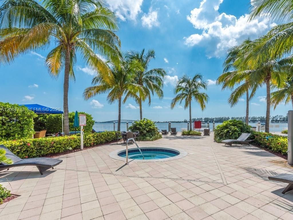 2101 Brickell Ave , Unit 1812, Miami, FL 33129 Photo