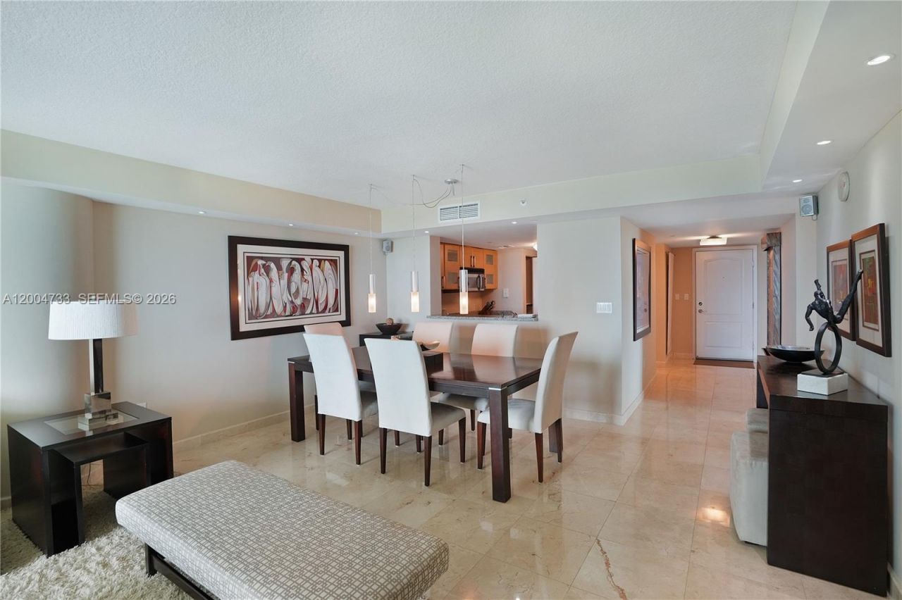 2101 Brickell Ave , Unit 1812, Miami, FL 33129 Photo