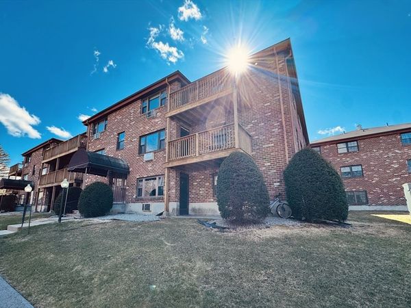 14B Mayberry Drive, Unit 7, Westborough, MA 01581