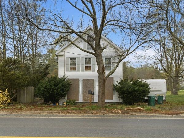 147 Plymouth St, Carver, MA 02330