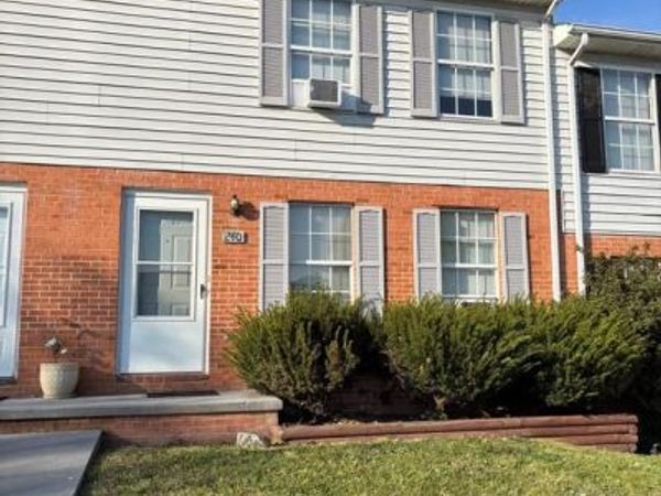 240 NOTTOWAY DRIVE , STEPHENS CITY, VA 22655