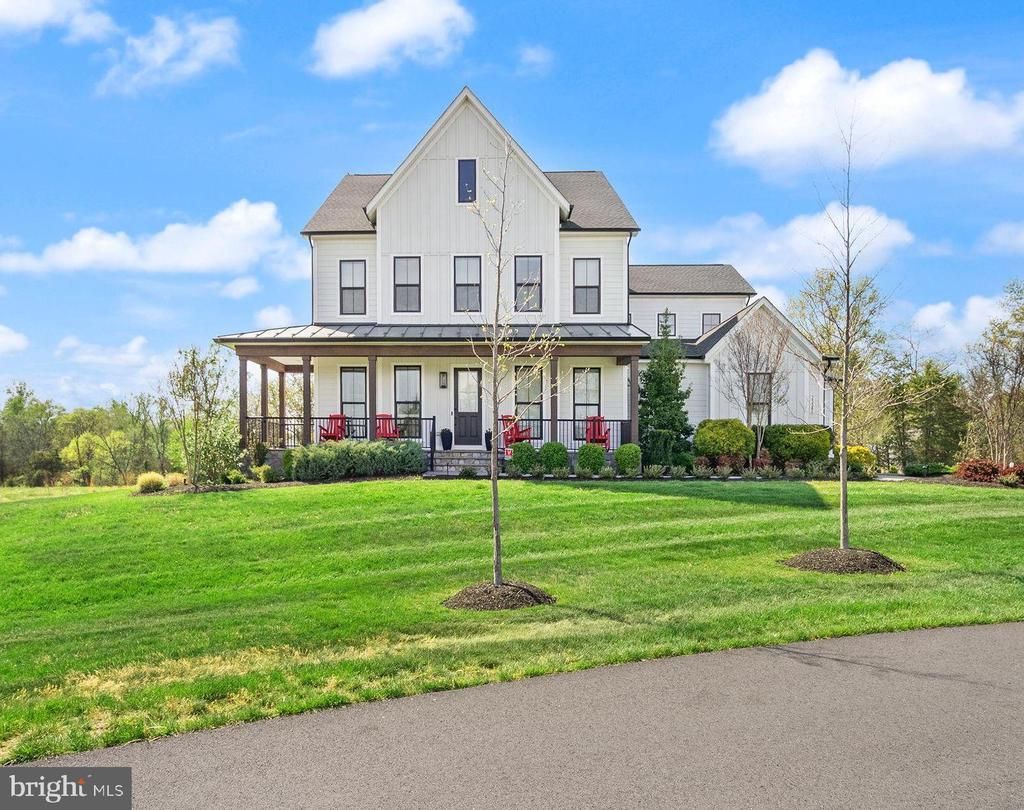 23385 Walking Woods Lane , Aldie, VA 20105 Main Photo