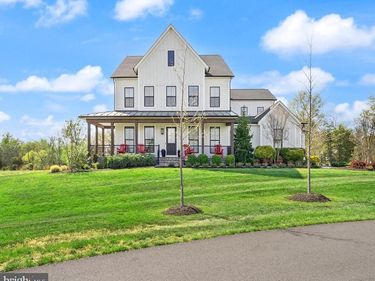 23385 WALKING WOODS LANE , ALDIE, VA 20105